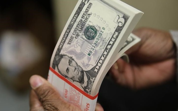 Guerra comercial EU-China ubica al d&oacute;lar en $21.28