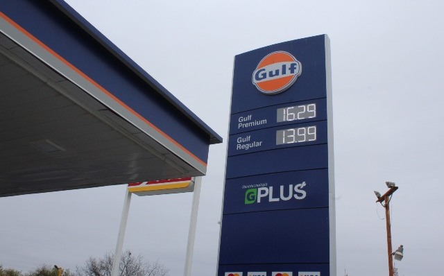 Baja precio de gasolina en frontera de Tamaulipas