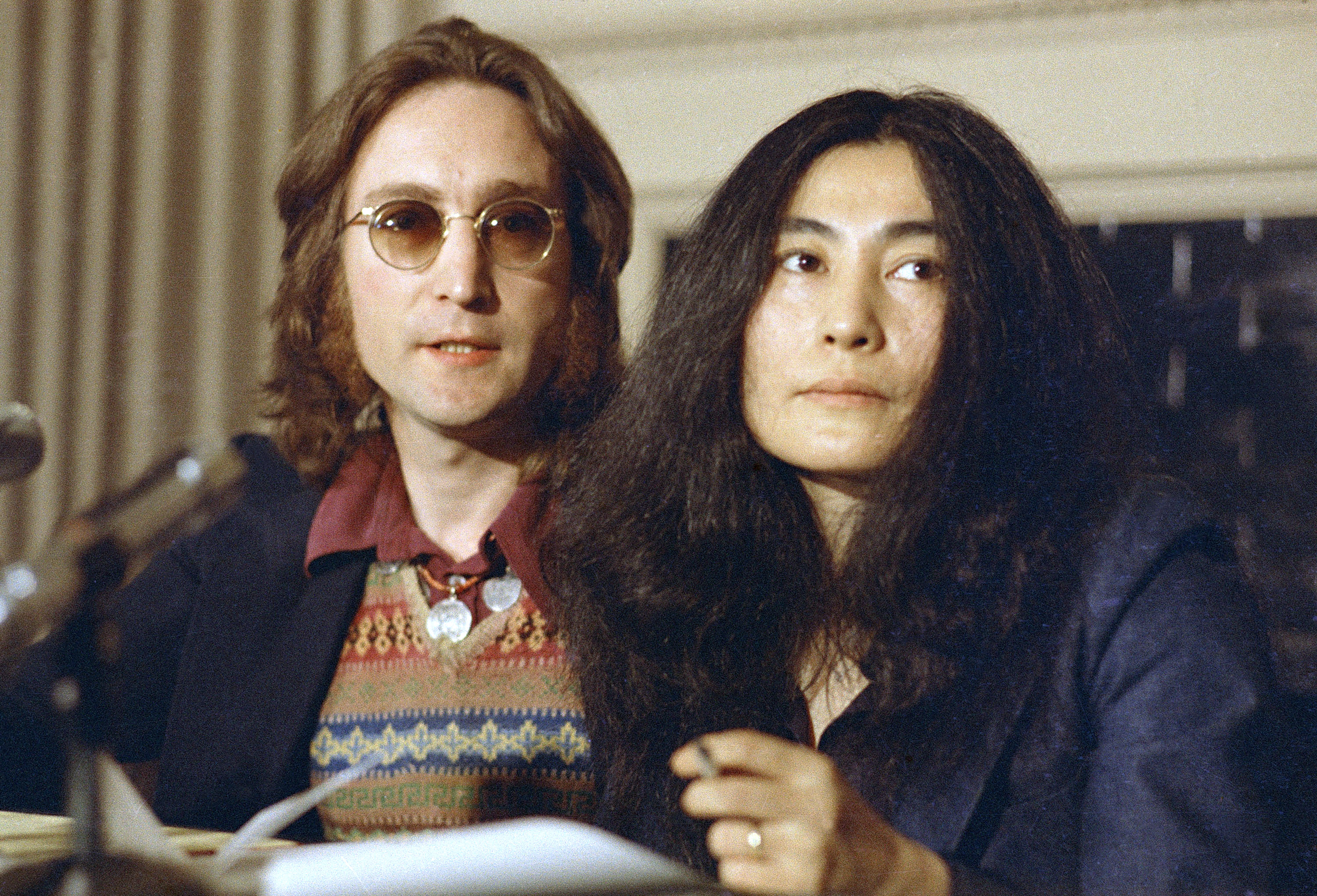 Reaparecen imágenes de John Lennon y Yoko Ono en la cama Grupo Milenio