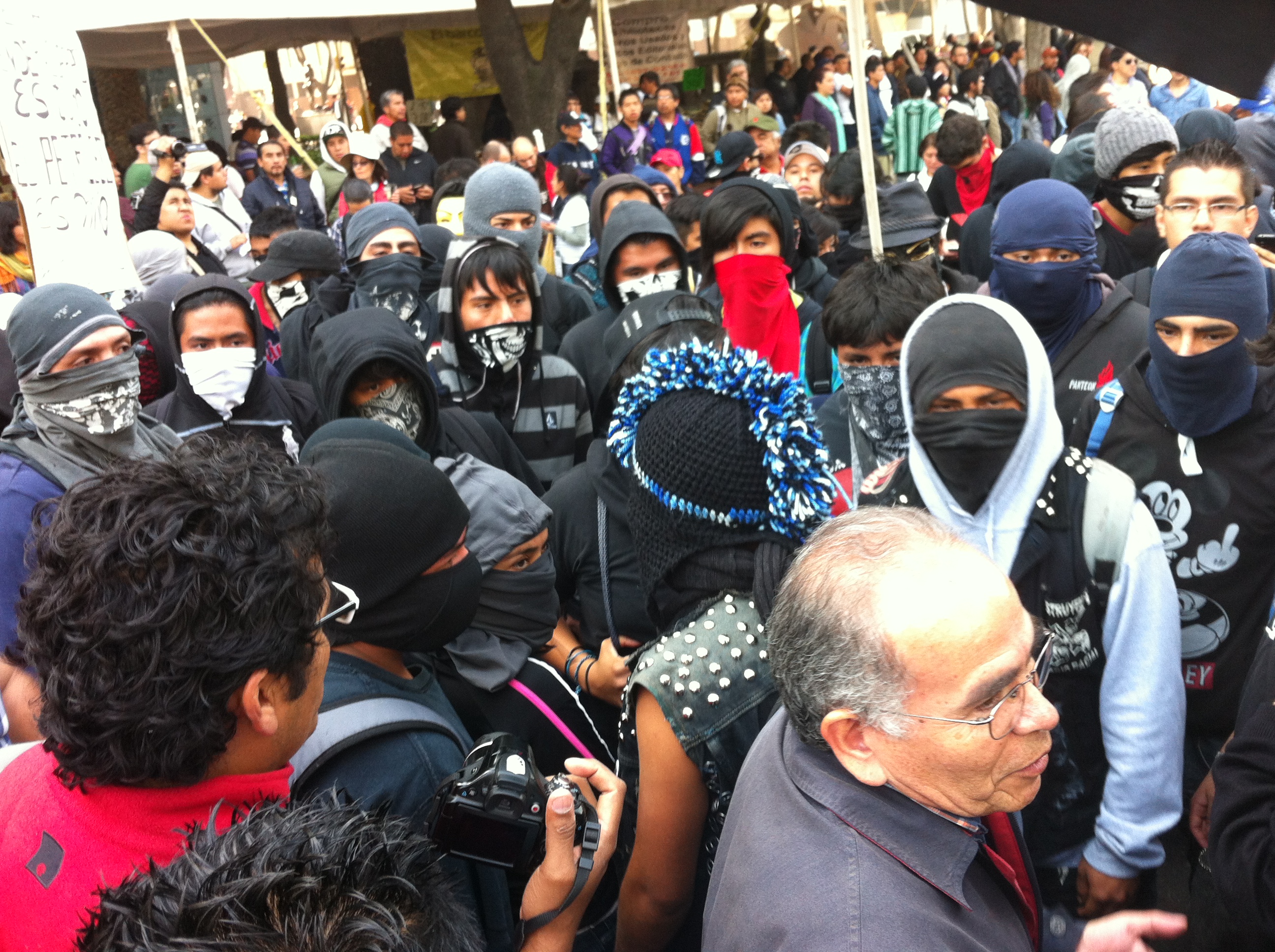CNTE abre A Encapuchados Grupo Milenio cnte-abre-a-encapuchados-grupo-milenio
