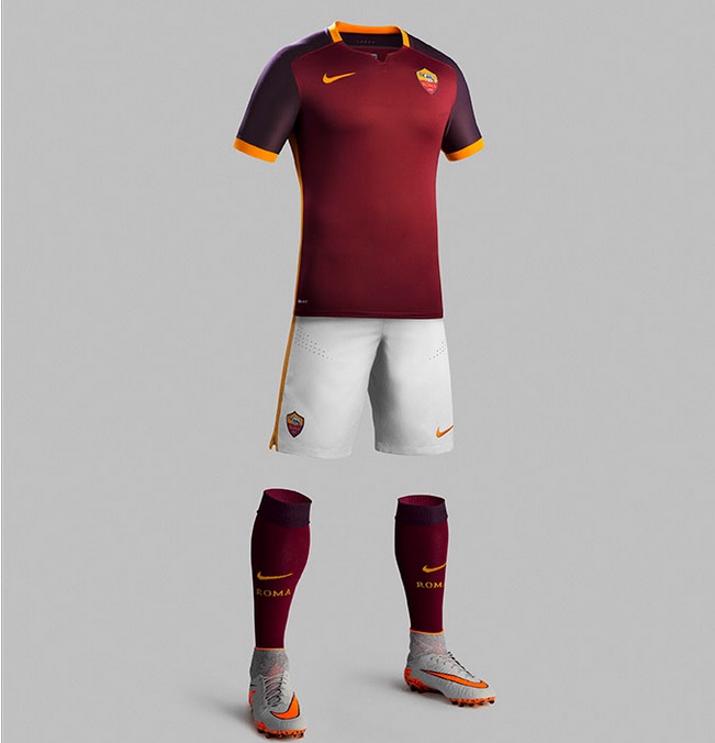 roma uniforme 2022