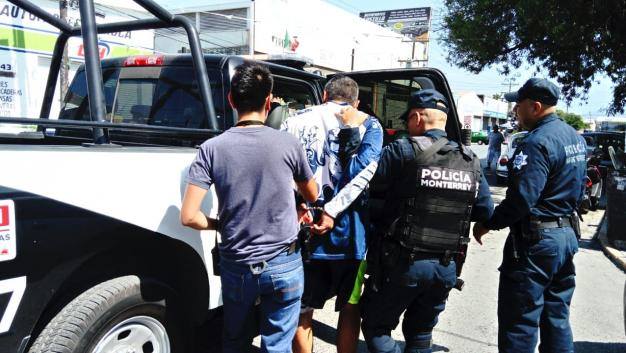 Detienen a joven por asaltar a adolescente en el centro de Monterrey ...