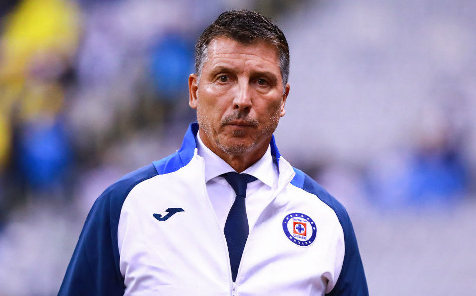 Siboldi admite preocupación por situación de Cruz Azul