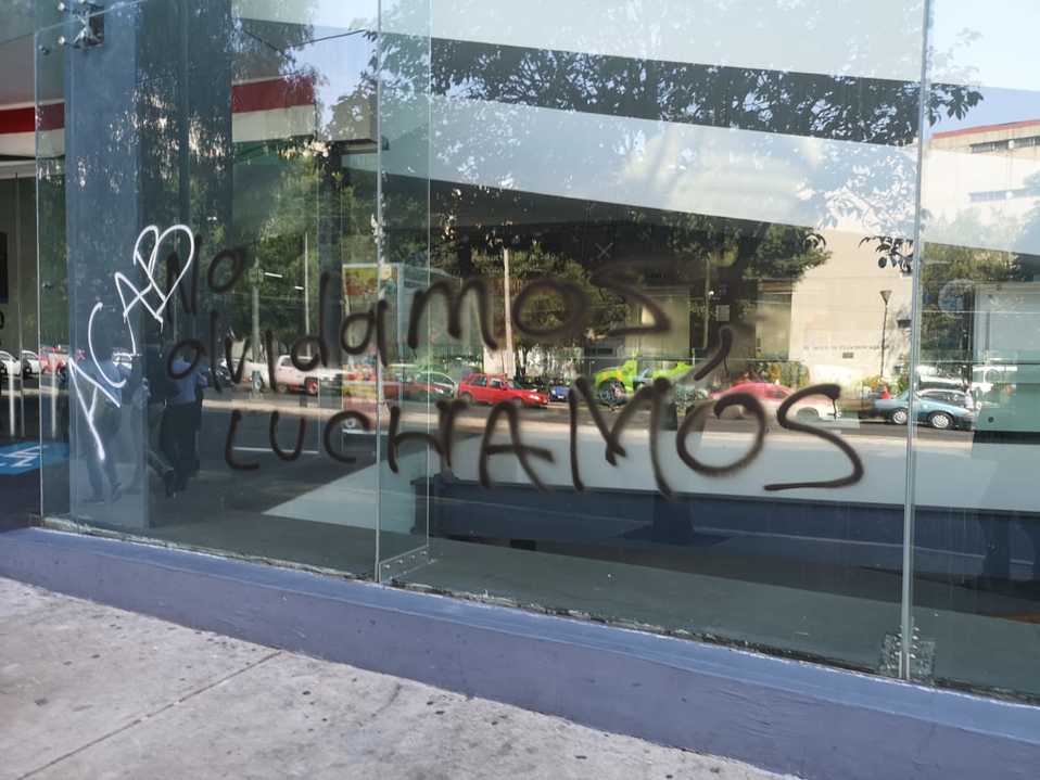 https://www.milenio.com/uploads/media/2019/10/02/registran-pintas-inmediaciones-tlatelolco-marcha.jpeg