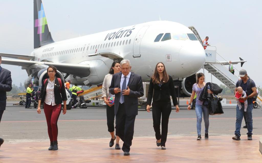 AMLO da cuatro vueltas al mundo... sin salir del país - Grupo Milenio