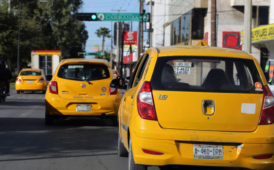 En Torreón, proliferan aplicaciones digitales para taxis Grupo Milenio