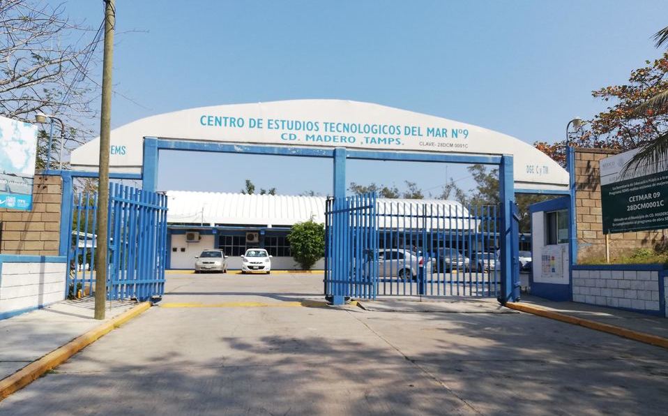 Covid-19: Padres y directores cierran Cetmar Madero; fallan filtros