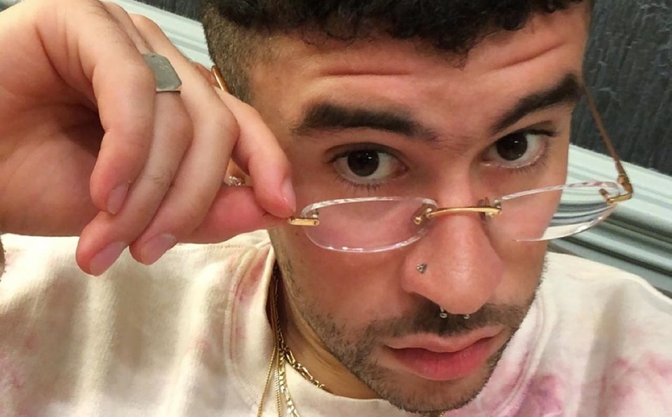 Bad Bunny hace historia es la portada de la revista Rolling Stone Bad Bunny hace historia es la portada de la revista Rolling Stone