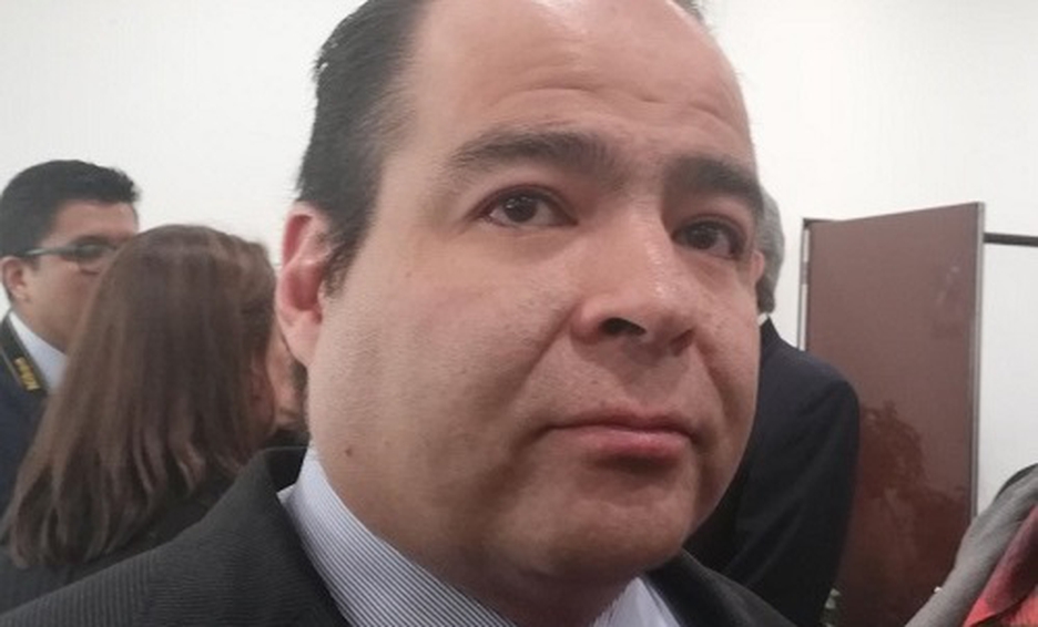 Luis gilberto Limón.