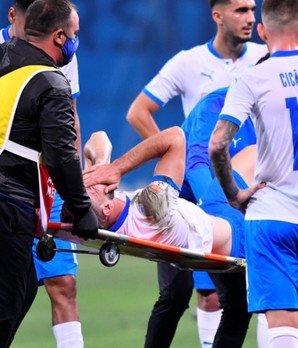 Elvir Koljic y su horripilante lesión (Sport Pictures)