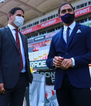 Alfonso Sosa y Francisco Palencia fueron despedidos (imago7)