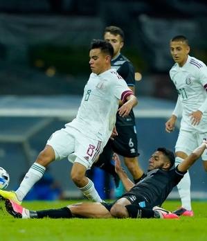 Carlos Rodríguez es baja con el Tri tras dar positivo a coronavirus (Imago7)