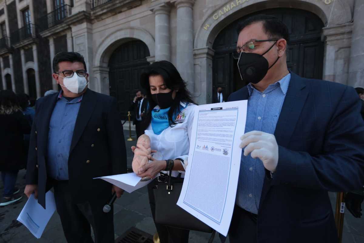 La terapias de conversión sexual ameritan penas de uno a tres años de prisión.