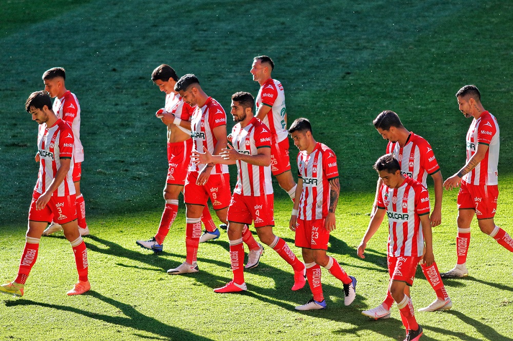 Jugadores de Necaxa durante el Guardianes 2020 en la Liga MX (Imago7)