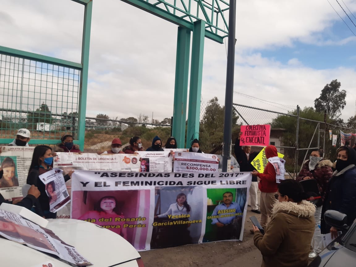 Bloquearon por espacio de una hora para exigir a los directivos su apoyo.