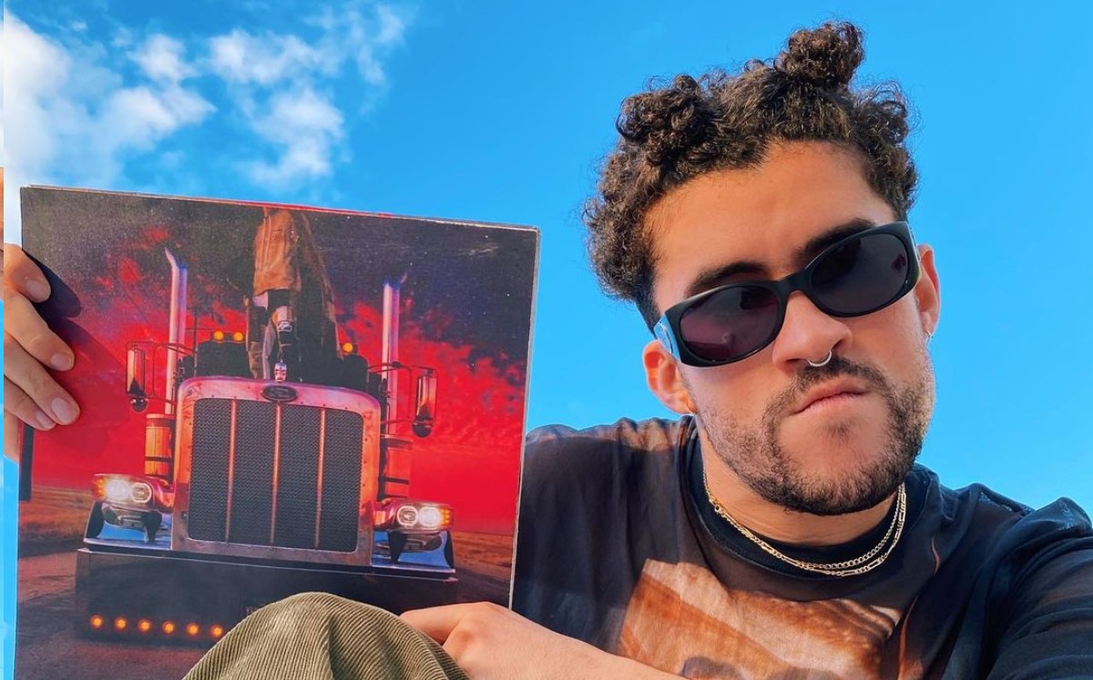Bad Bunny. Compara odio hacia el reggaetón con racismo y homofobia