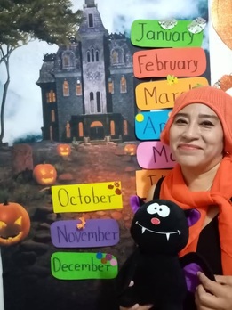 Maestros de inglés viven en la precariedad| Especial