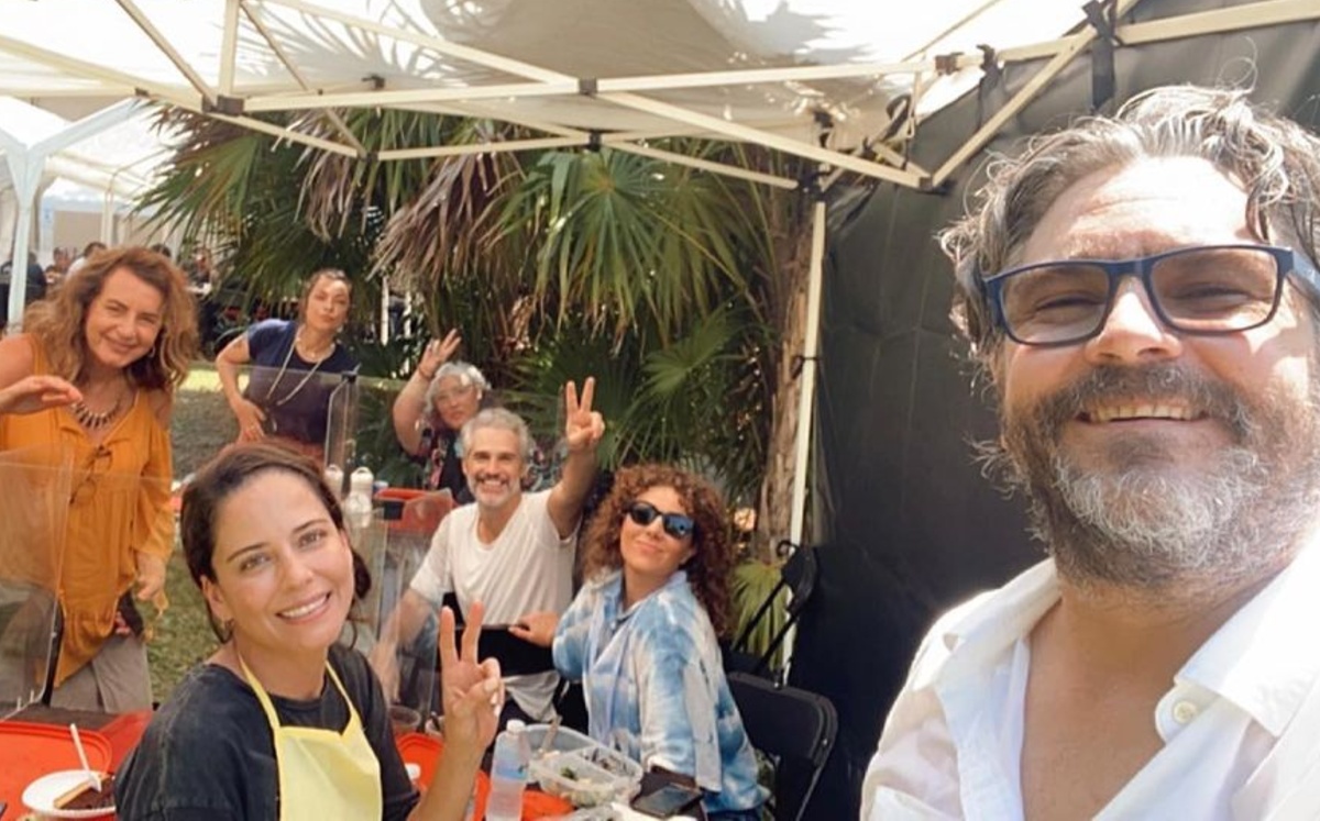 Parte del elenco de 'Soy tu fan'. (Instagram)