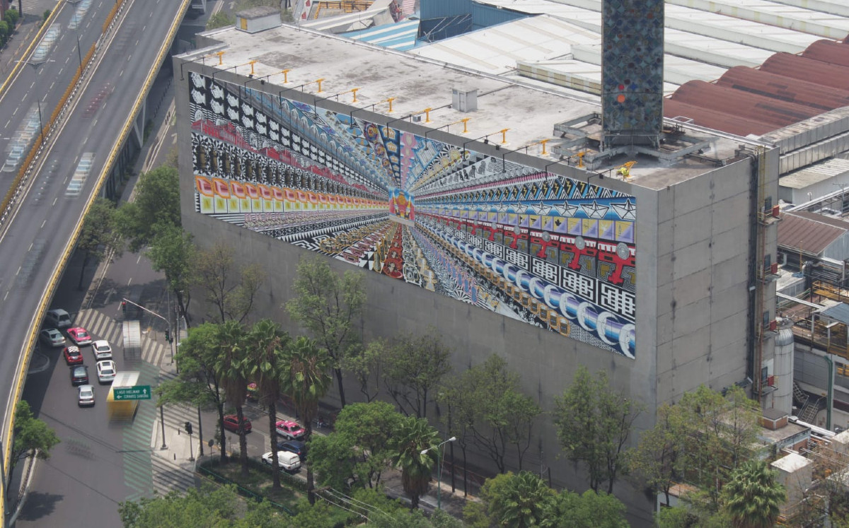 "El mural más fino" de Pedro Friedeberg | Foto: Especial