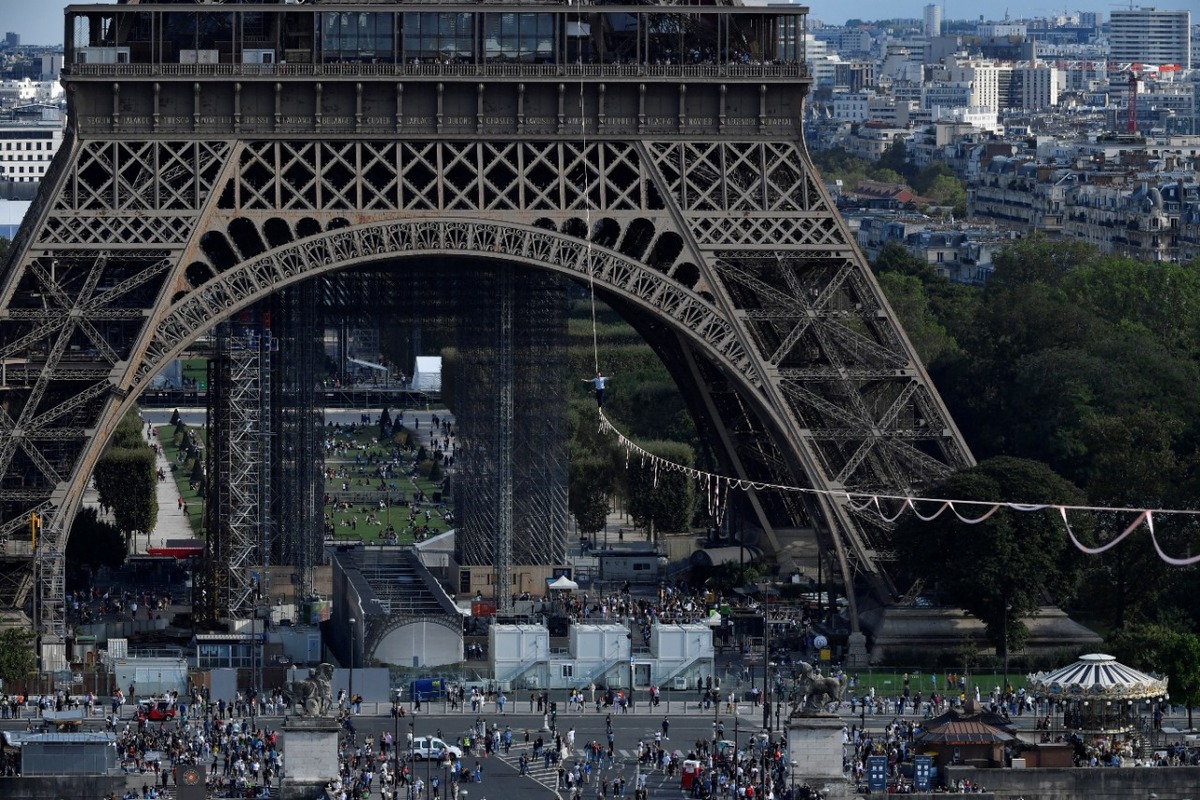 París