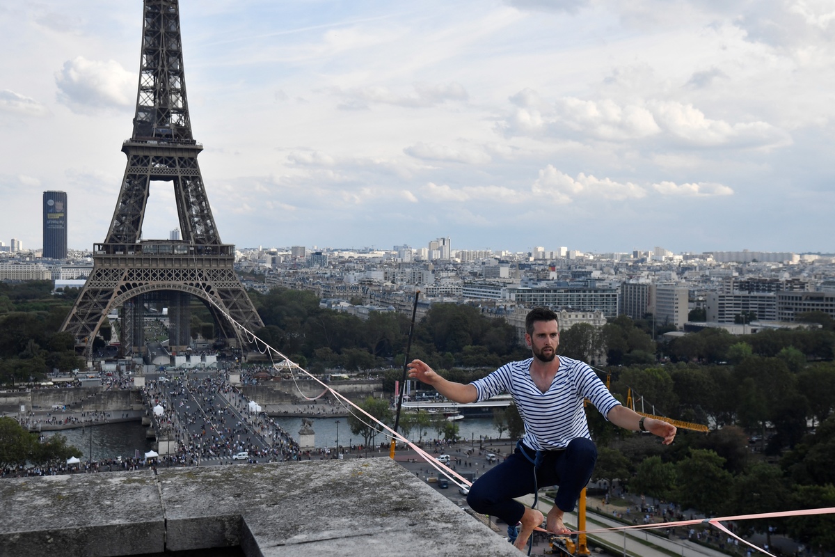 París