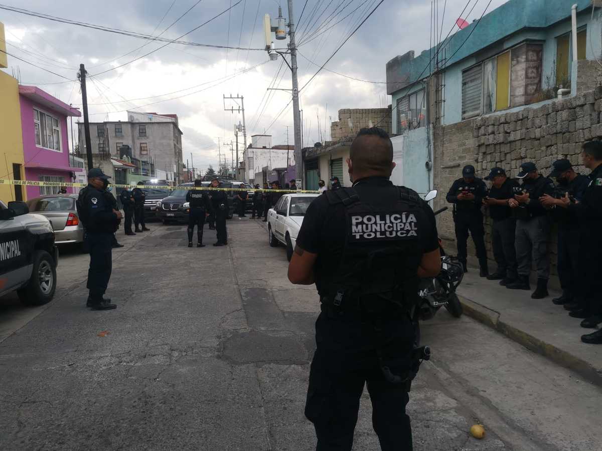 policía