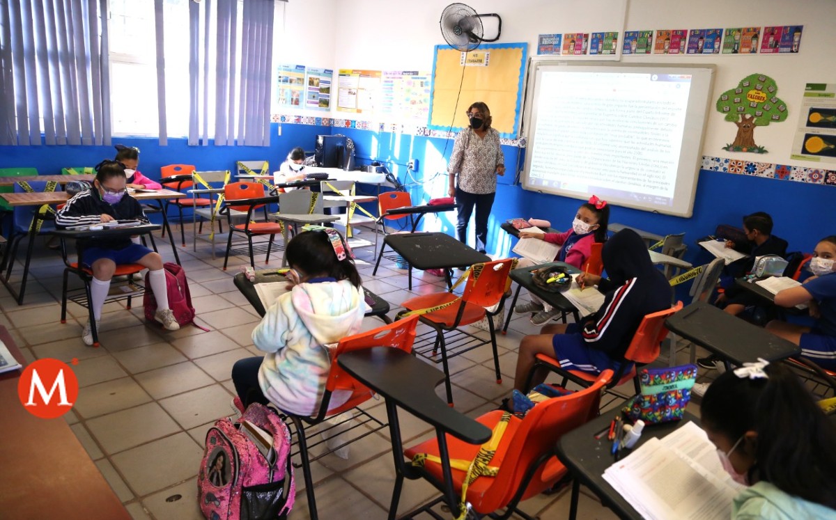 https://www.milenio.com/uploads/media/2021/12/03/clases-presenciales-en-tampico-yazmin.jpg