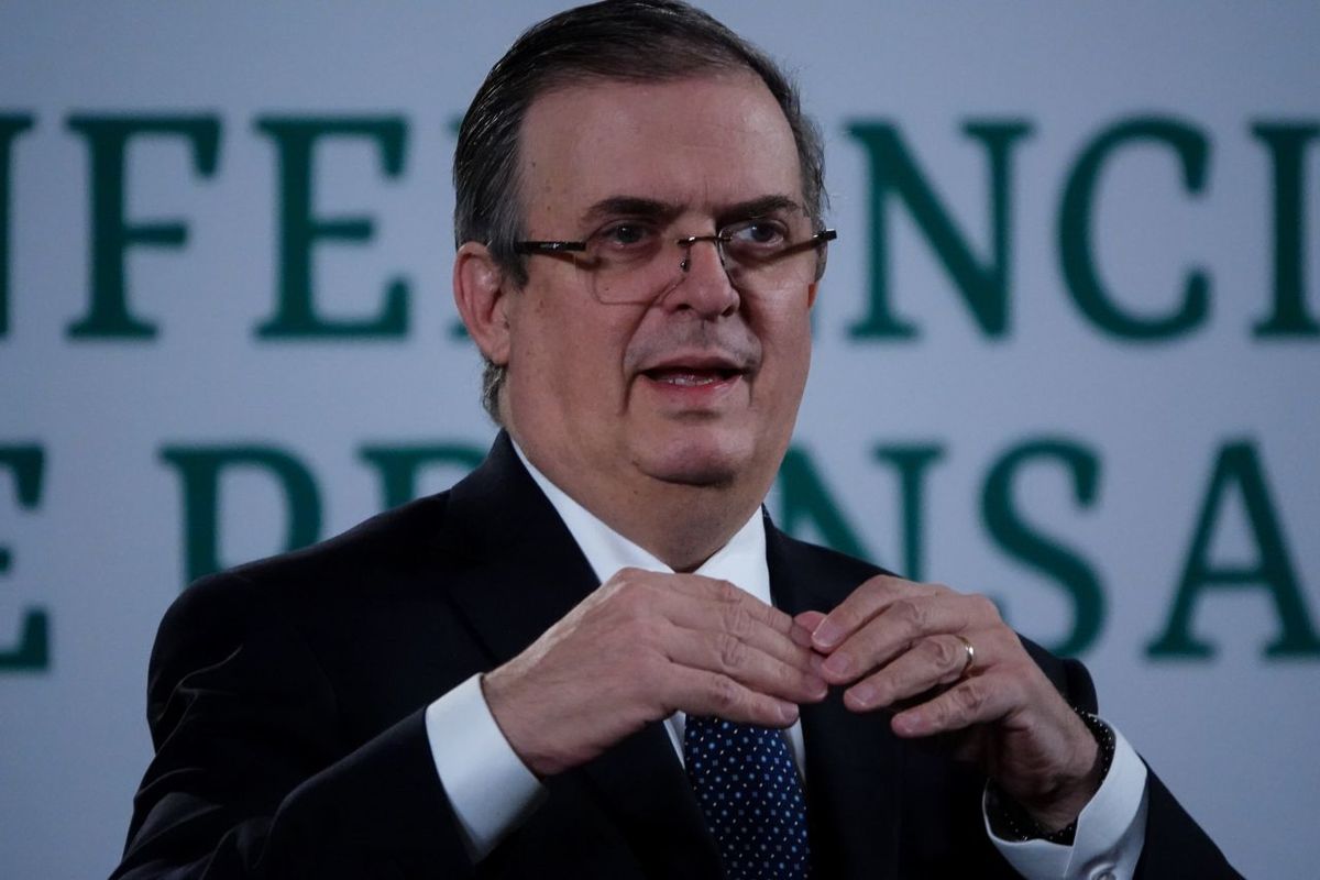 Ebrard reconoce calidad humana de Monreal por no abandonar a Del Río - Grupo Milenio