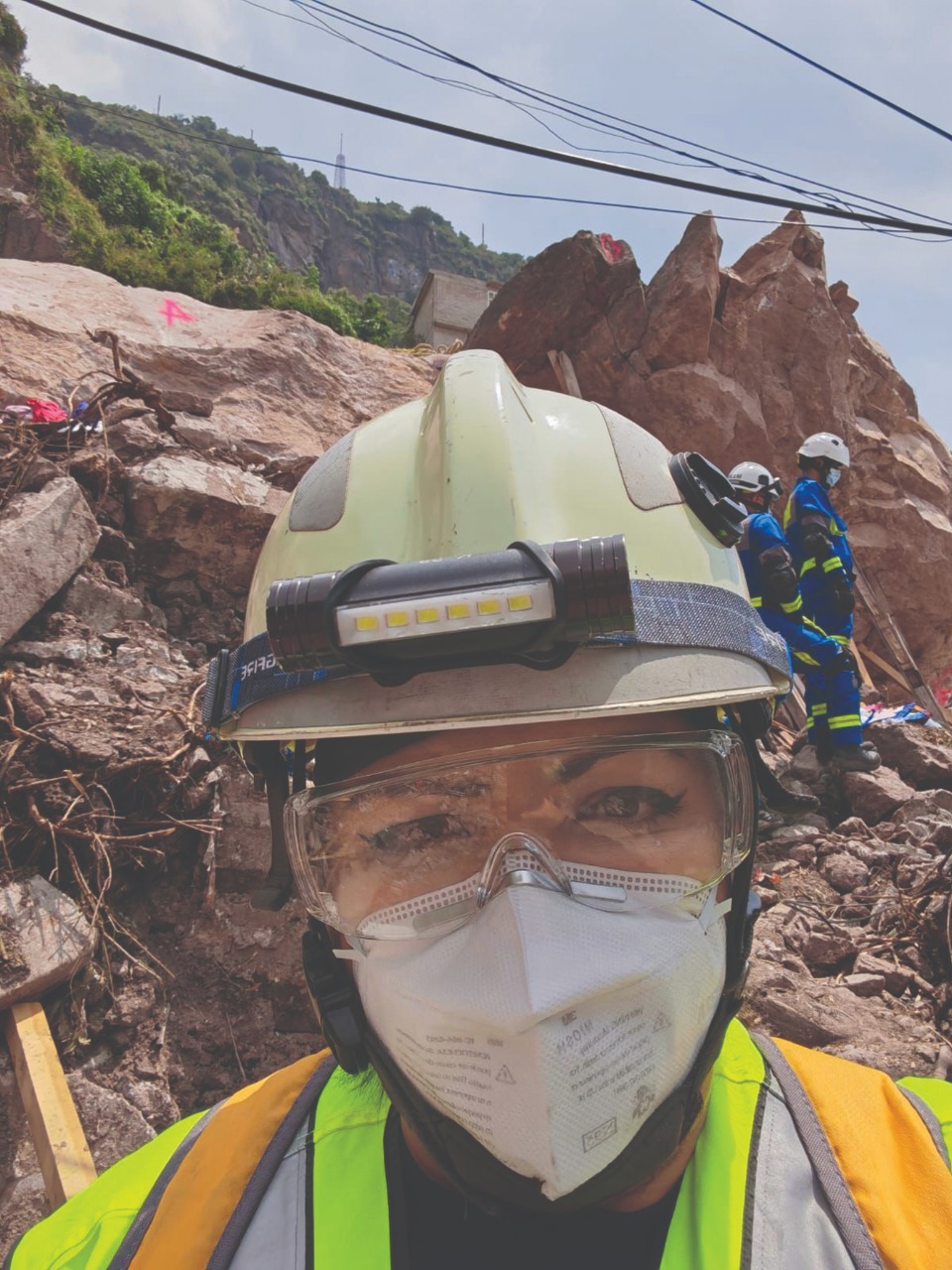 "Vanessa Pérez en el desastre del Cerro del Chiquihuite" | Monserrat Mata