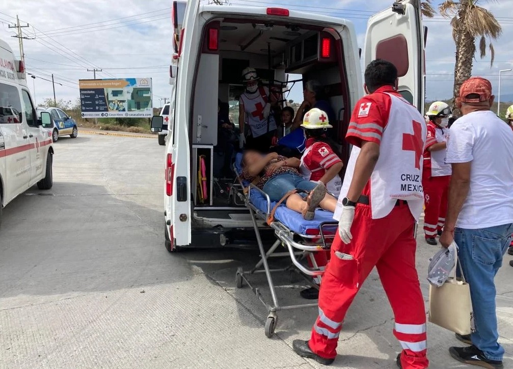 Choque de microbús en Ciudad Victoria deja 15 personas lesionadas ...